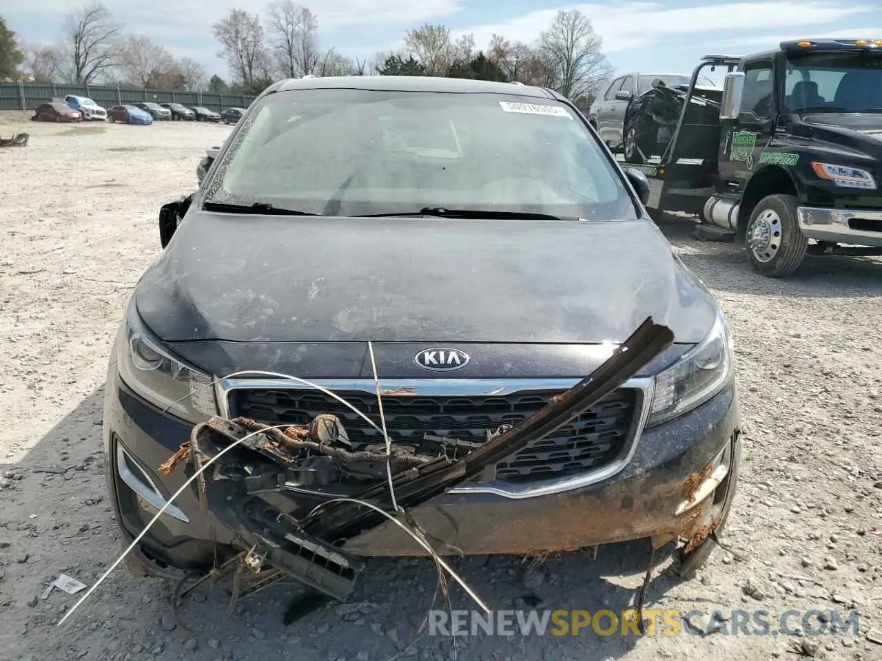 5 Photograph of a damaged car KNDMB5C14L6647578 KIA All Models 2020