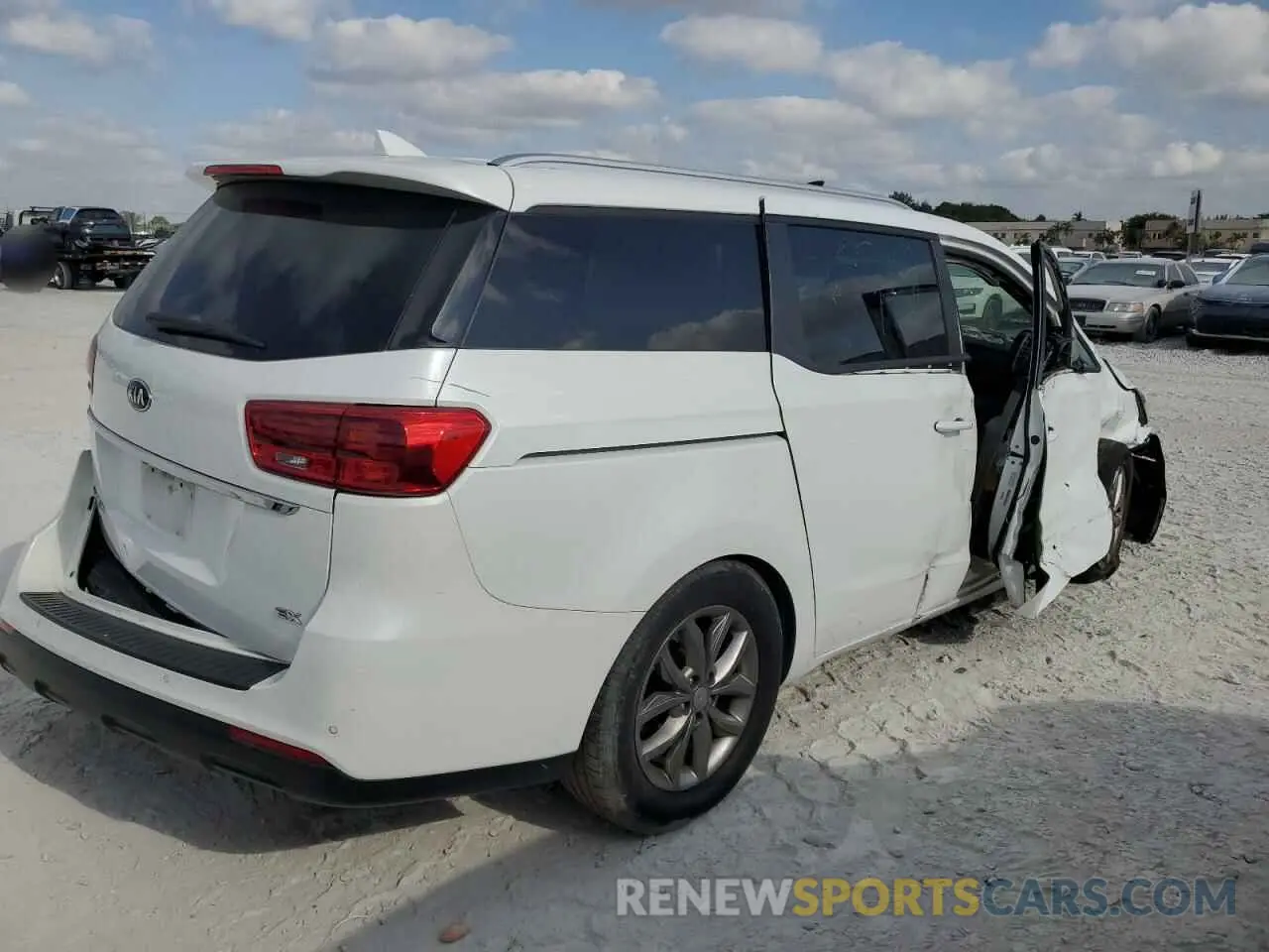 3 Photograph of a damaged car KNDMB5C18L6575719 KIA All Models 2020