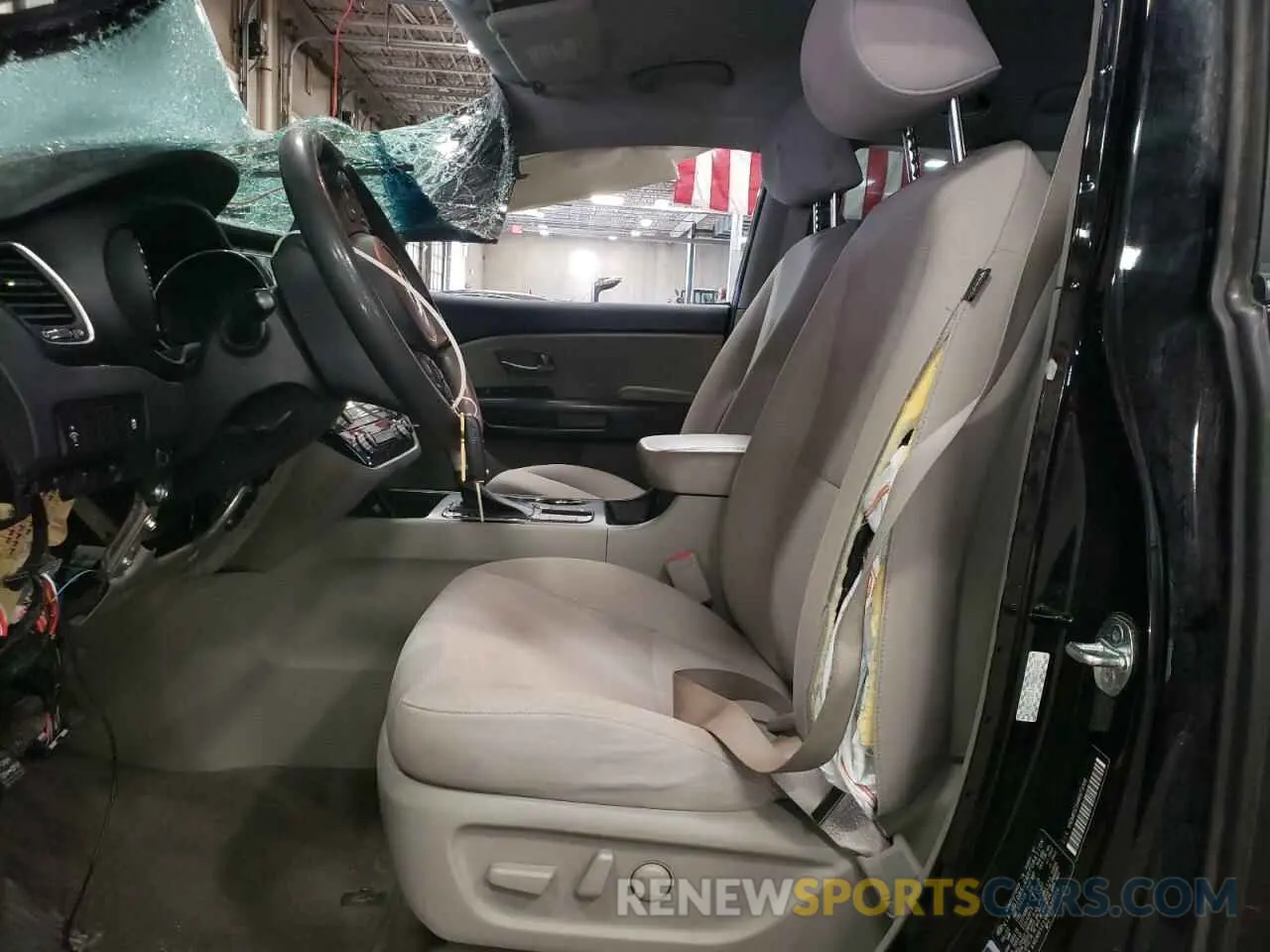 7 Photograph of a damaged car KNDMB5C14M6671008 KIA All Models 2021