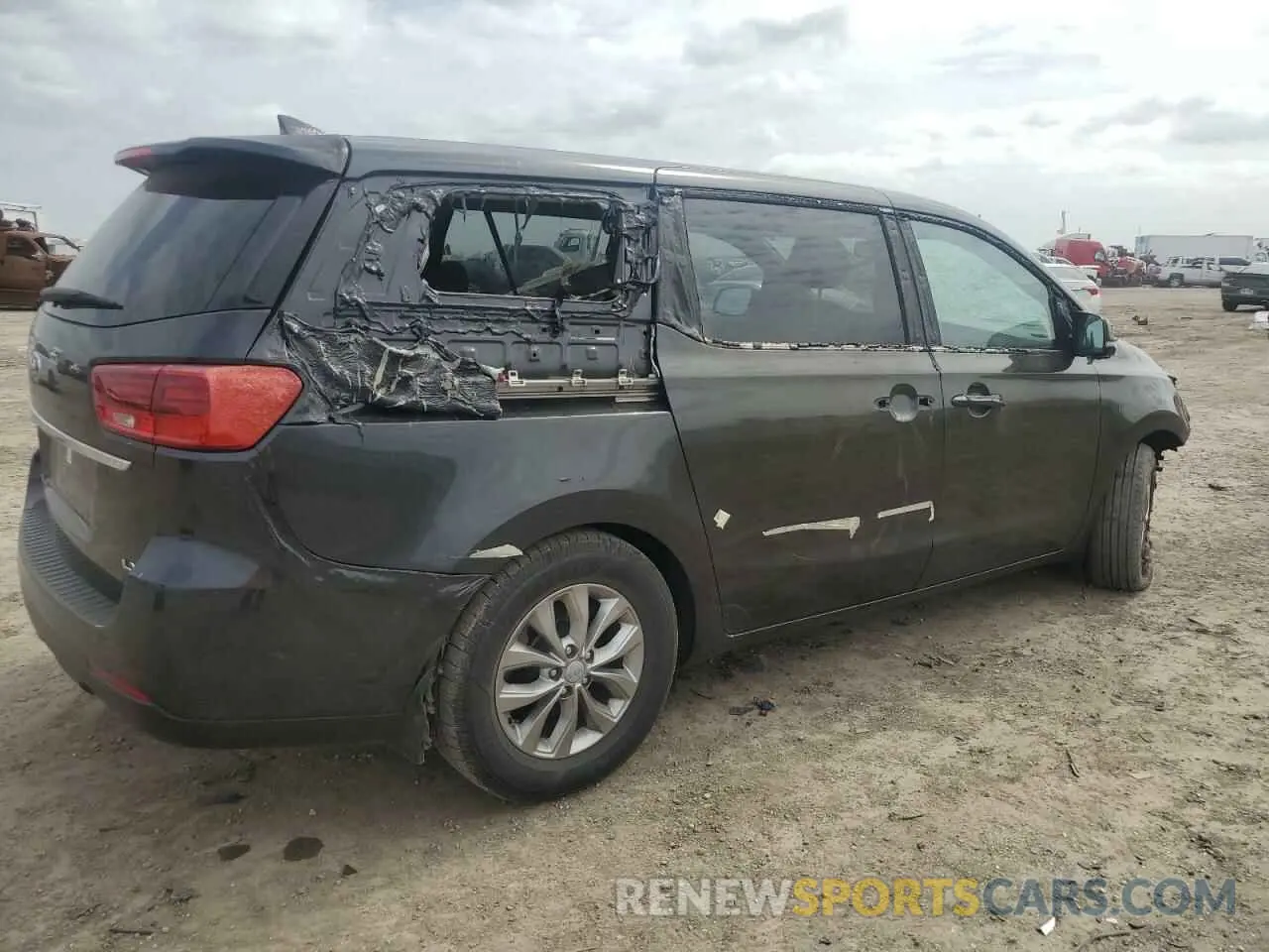 3 Photograph of a damaged car KNDMB5C17M6665266 KIA All Models 2021