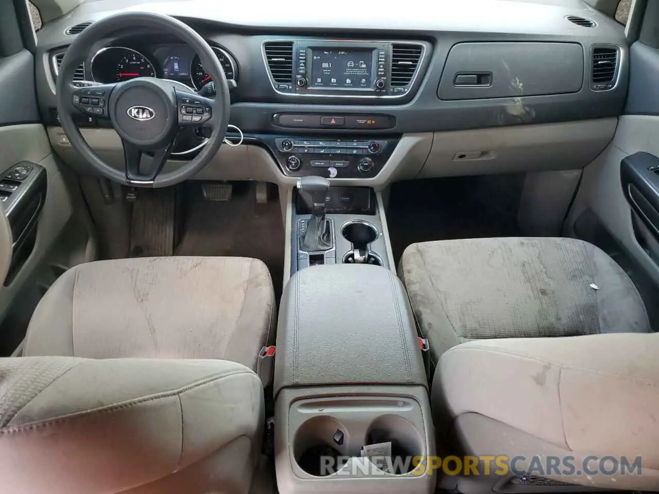 8 Photograph of a damaged car KNDMB5C18M6673876 KIA All Models 2021