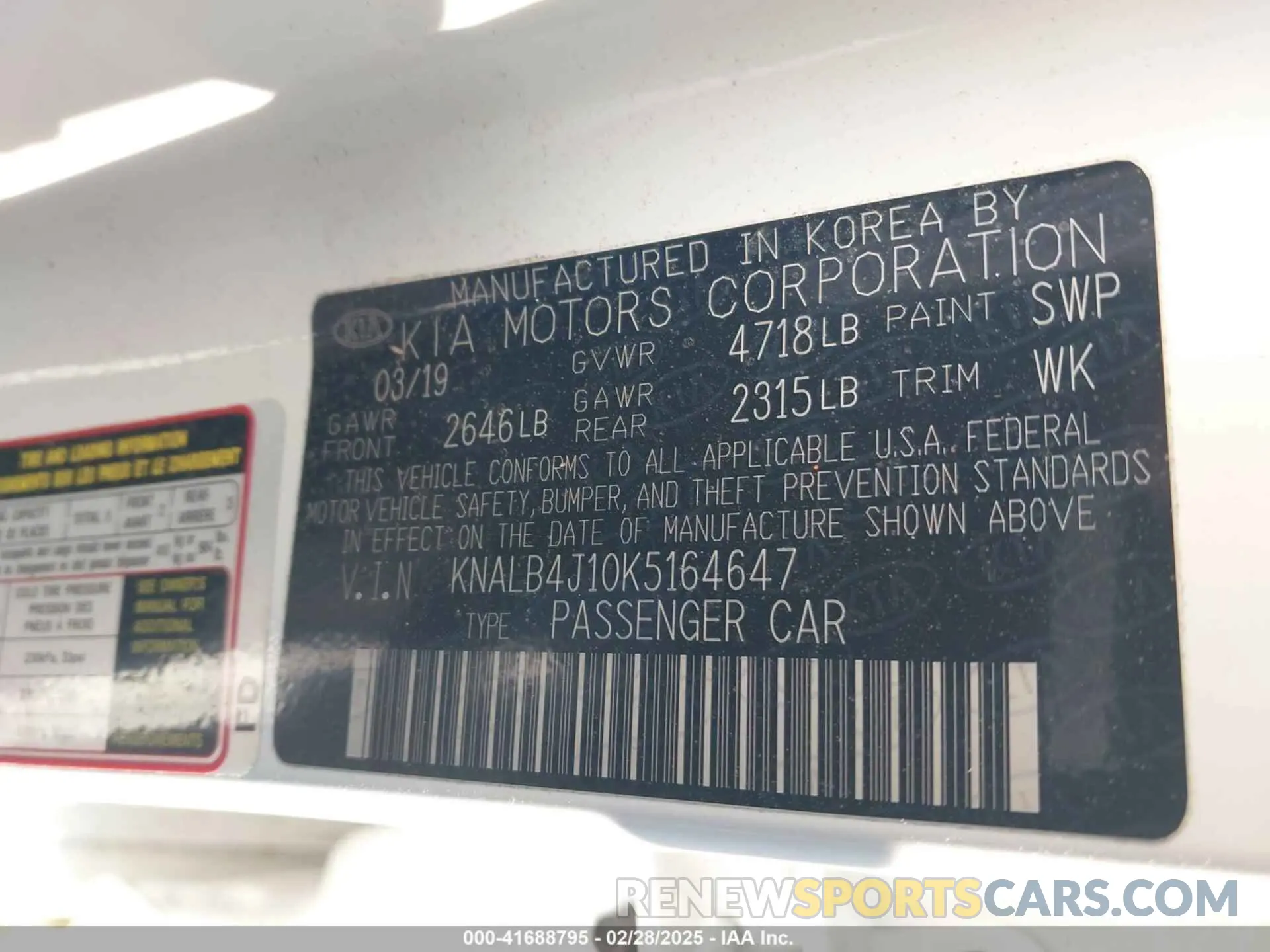 9 Photograph of a damaged car KNALB4J10K5164647 KIA CADENZA 2019