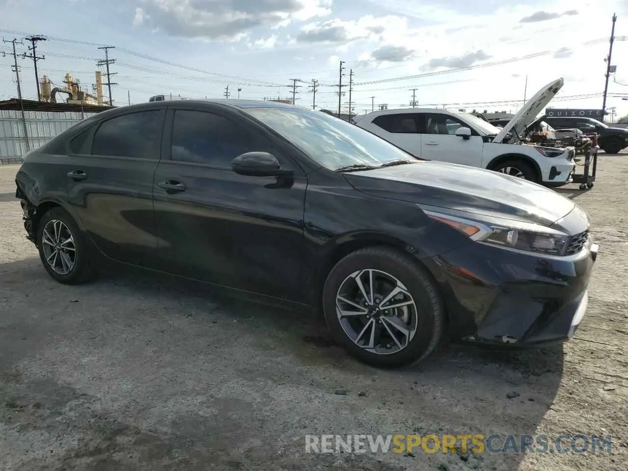 4 Photograph of a damaged car 3KPF24AD7PE603266 KIA CADENZA 2023