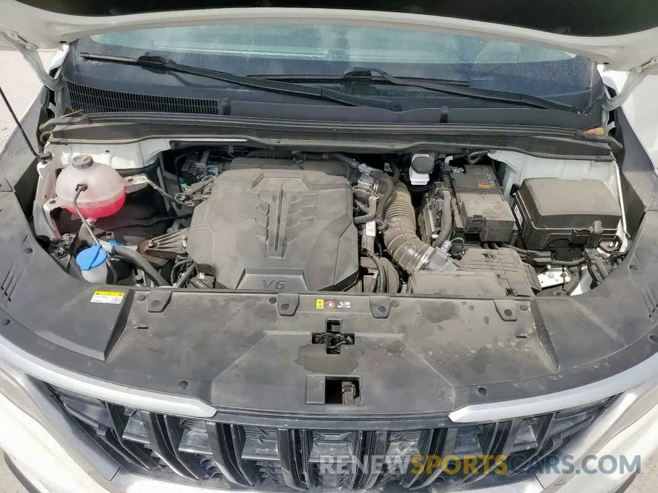 14 Photograph of a damaged car KNDNC5H33R6406812 KIA CARNIVAL E 2024