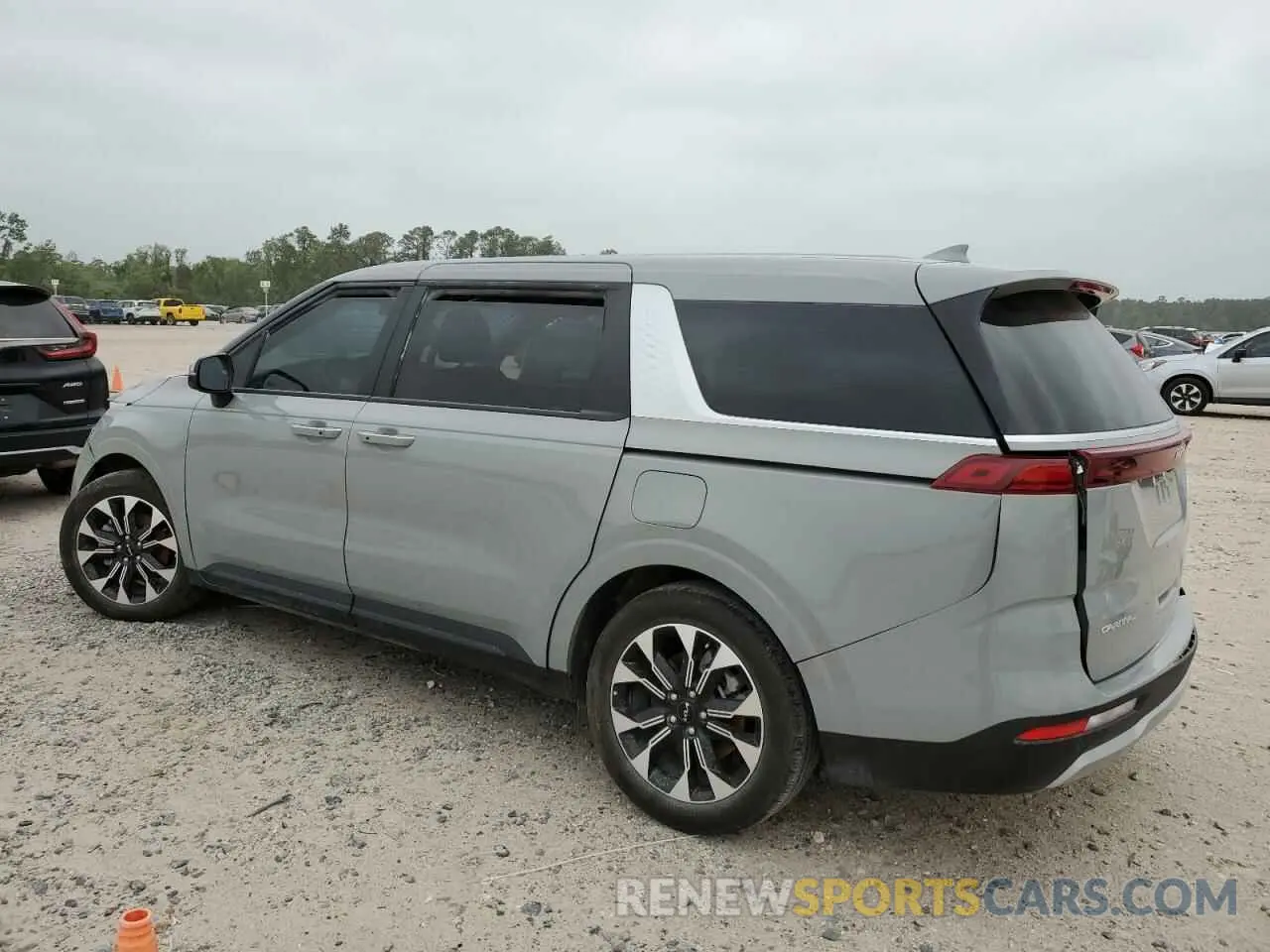 2 Photograph of a damaged car KNDNC5H33R6433489 KIA CARNIVAL E 2024