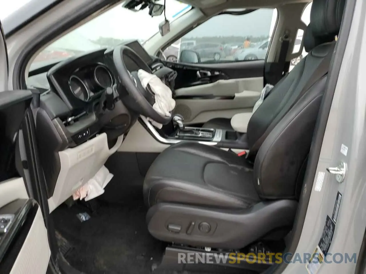 7 Photograph of a damaged car KNDNC5H33R6433489 KIA CARNIVAL E 2024
