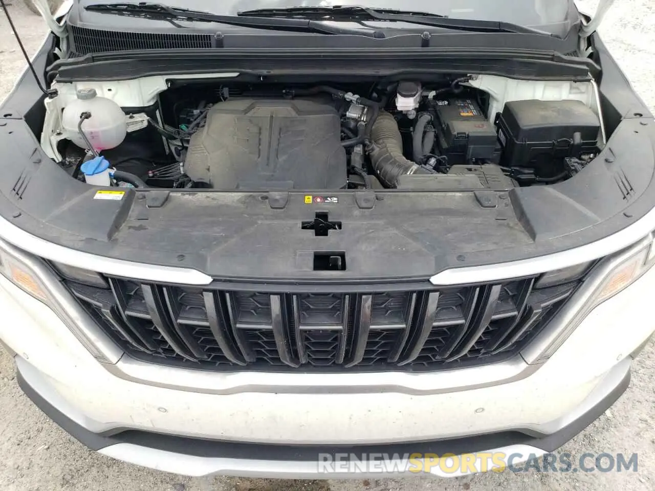 12 Photograph of a damaged car KNDNC5H38R6387738 KIA CARNIVAL E 2024