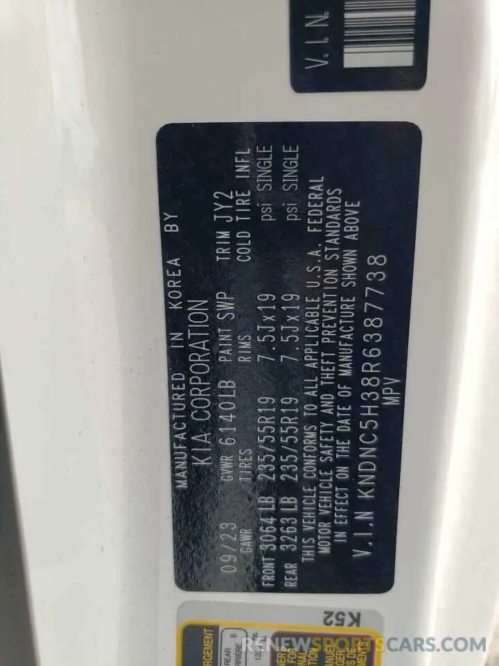 13 Photograph of a damaged car KNDNC5H38R6387738 KIA CARNIVAL E 2024