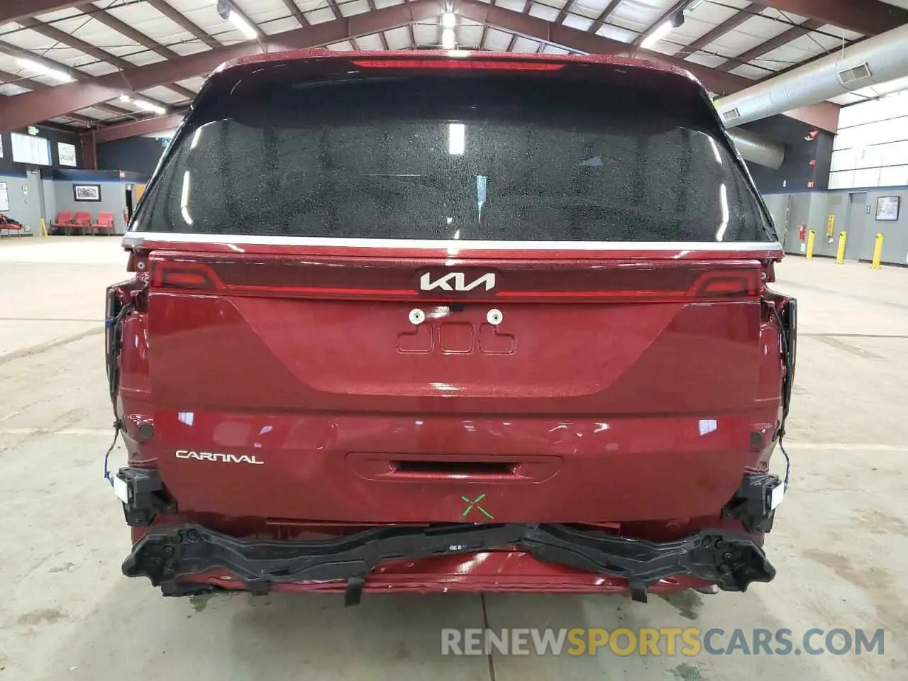 6 Photograph of a damaged car KNDNC5H3XR6397803 KIA CARNIVAL E 2024