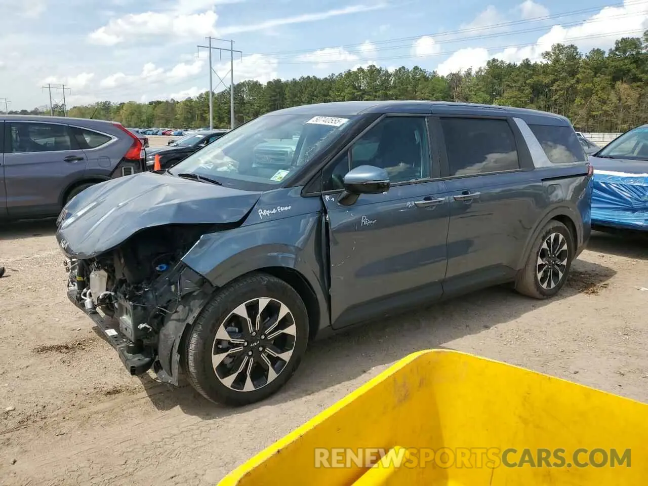 1 Photograph of a damaged car KNDNC5H3XR6404619 KIA CARNIVAL E 2024