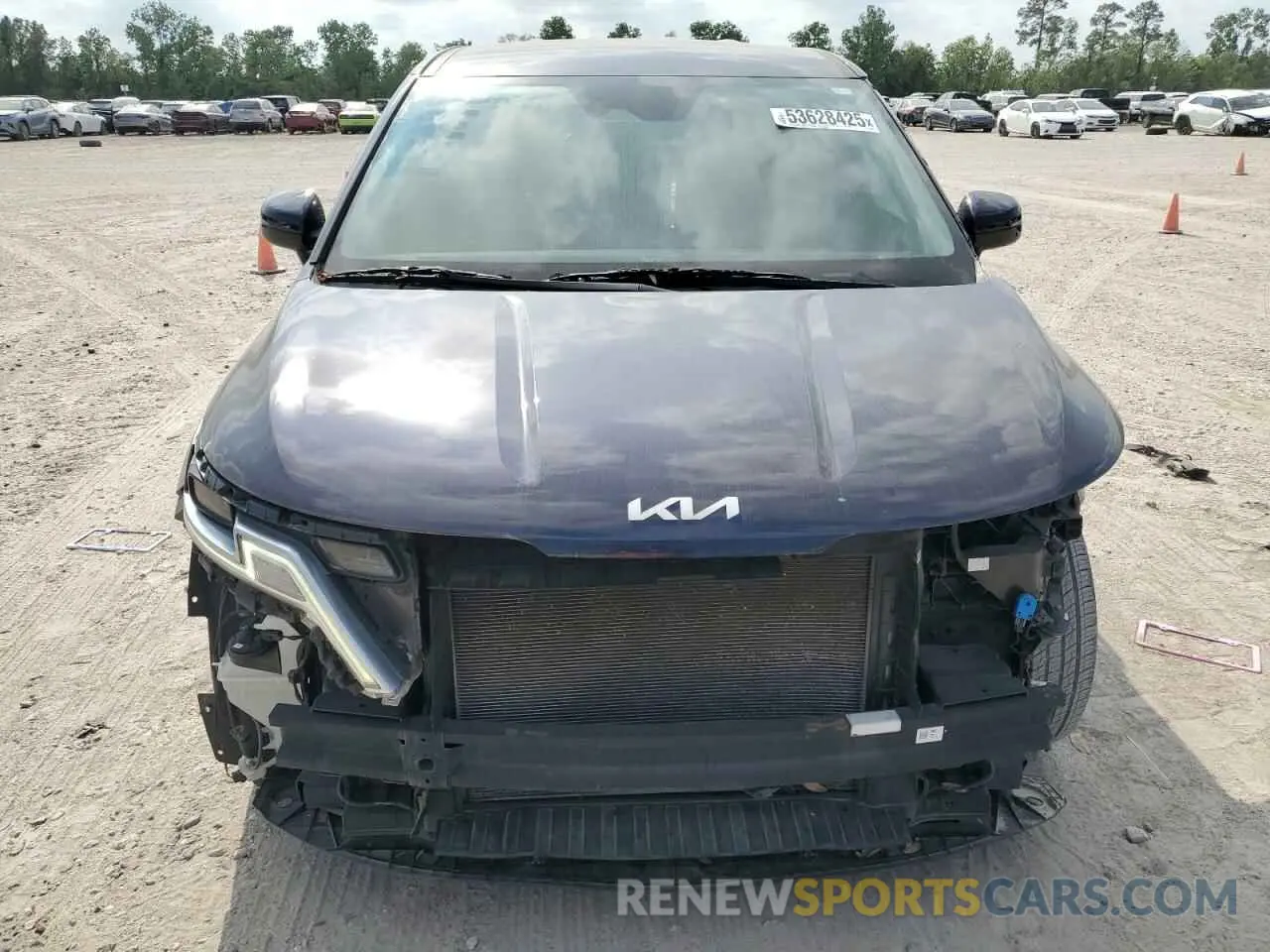 5 Photograph of a damaged car KNDNB4H30N6135991 KIA CARNIVAL L 2022