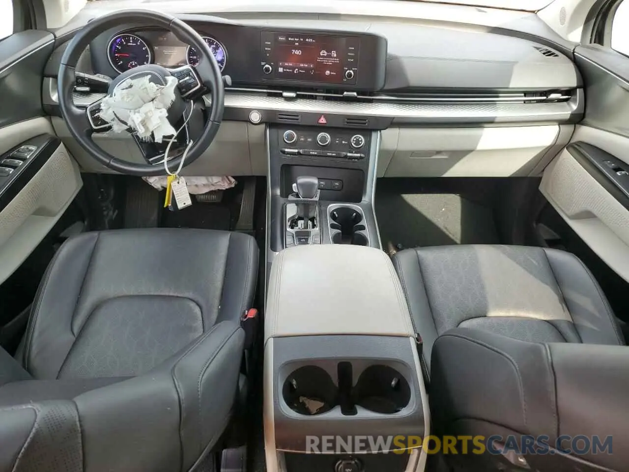 8 Photograph of a damaged car KNDNB4H30N6135991 KIA CARNIVAL L 2022