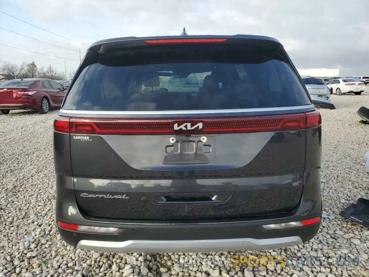 6 Photograph of a damaged car KNDNB4H33N6134253 KIA CARNIVAL L 2022