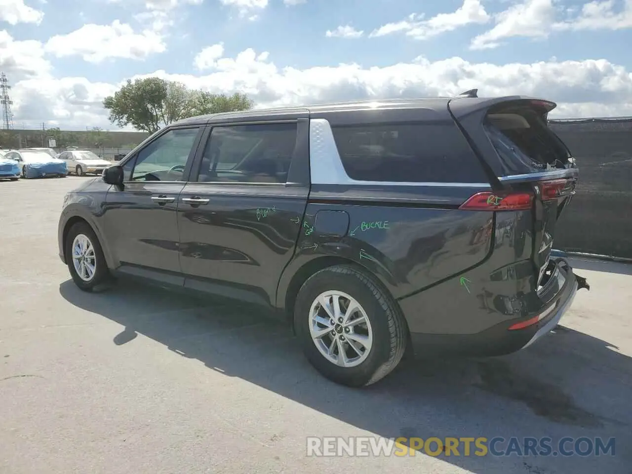 2 Photograph of a damaged car KNDNB4H35N6059474 KIA CARNIVAL L 2022