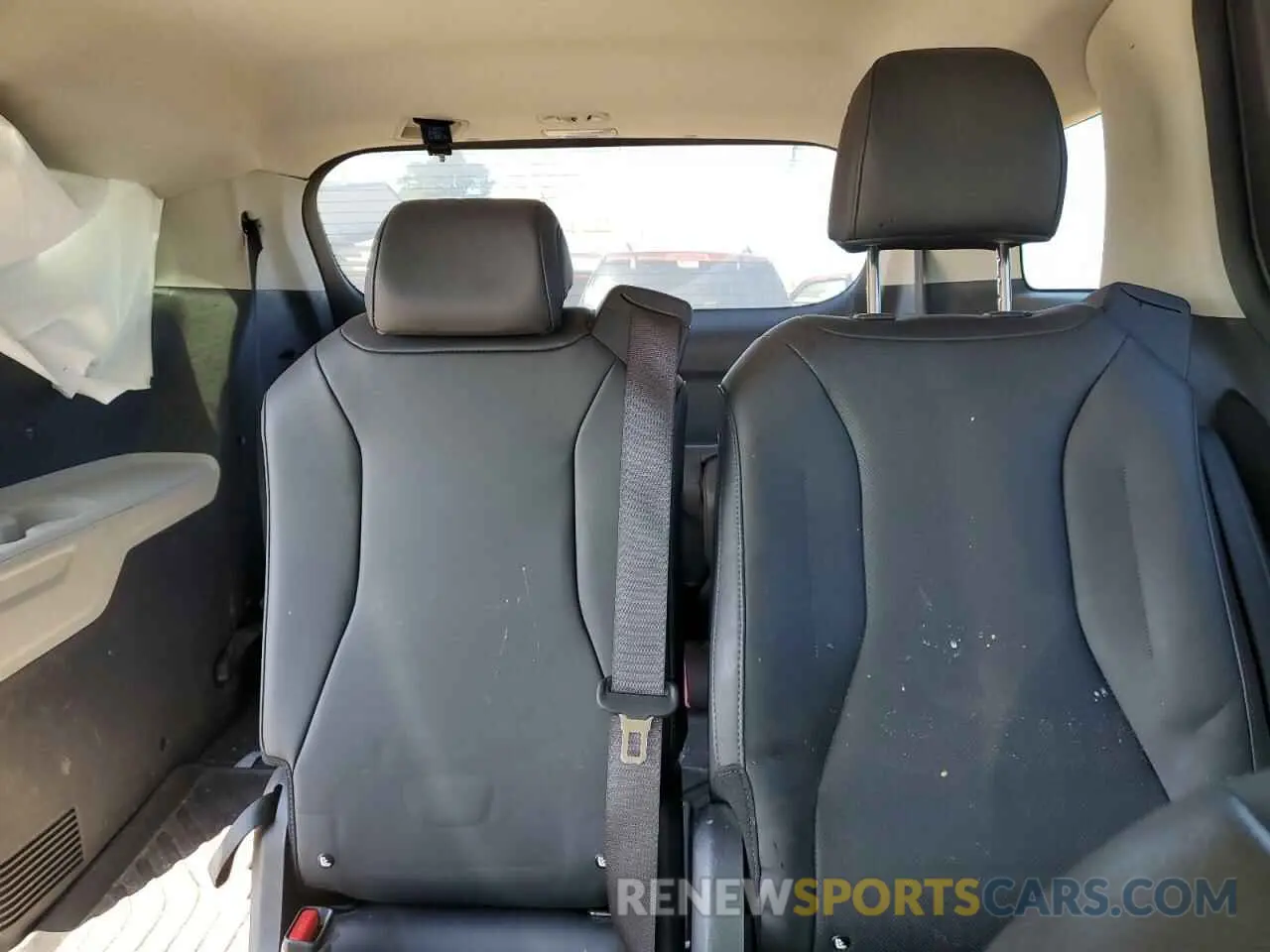 10 Photograph of a damaged car KNDNB4H38N6125094 KIA CARNIVAL L 2022