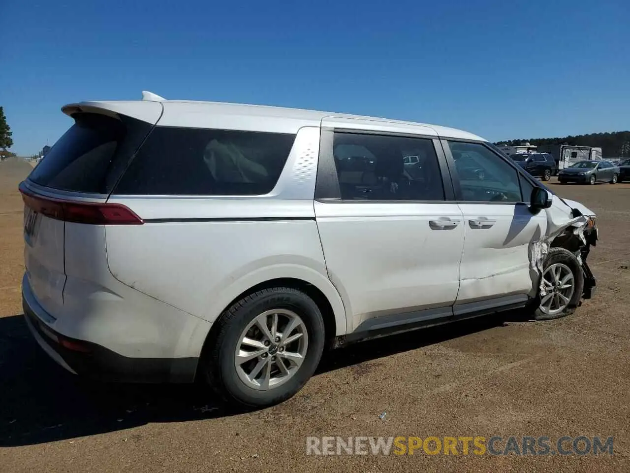 3 Photograph of a damaged car KNDNB4H38N6125094 KIA CARNIVAL L 2022