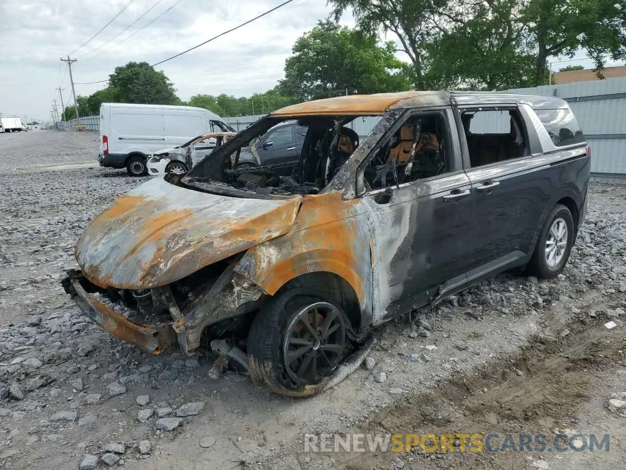 1 Photograph of a damaged car KNDNB4H38N6186039 KIA CARNIVAL L 2022
