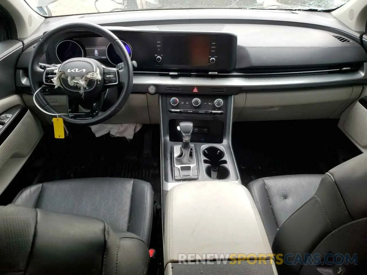 8 Photograph of a damaged car KNDNB4H3XN6096858 KIA CARNIVAL L 2022