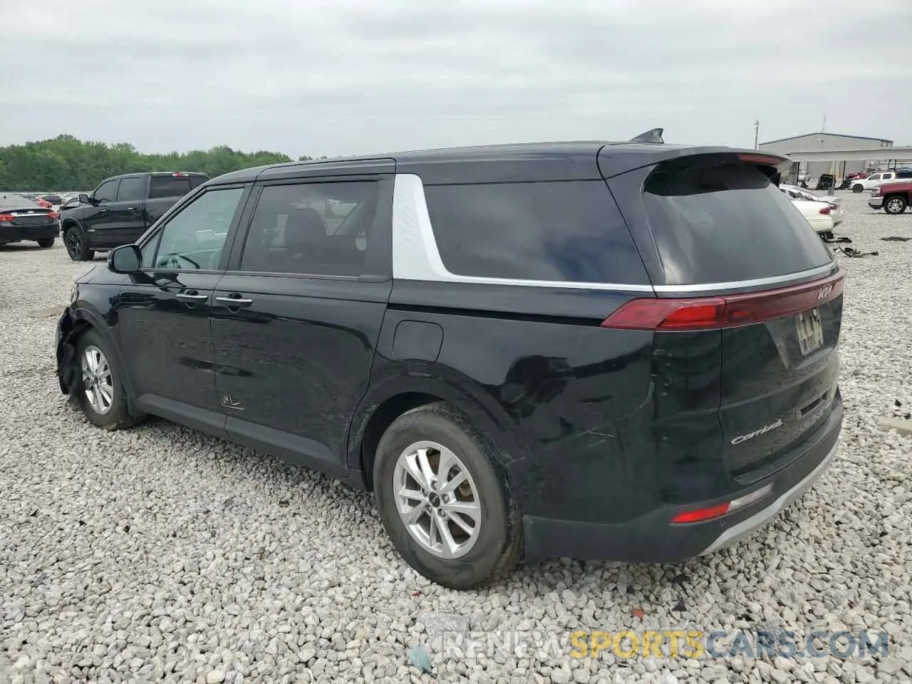 2 Photograph of a damaged car KNDNB4H3XN6114727 KIA CARNIVAL L 2022