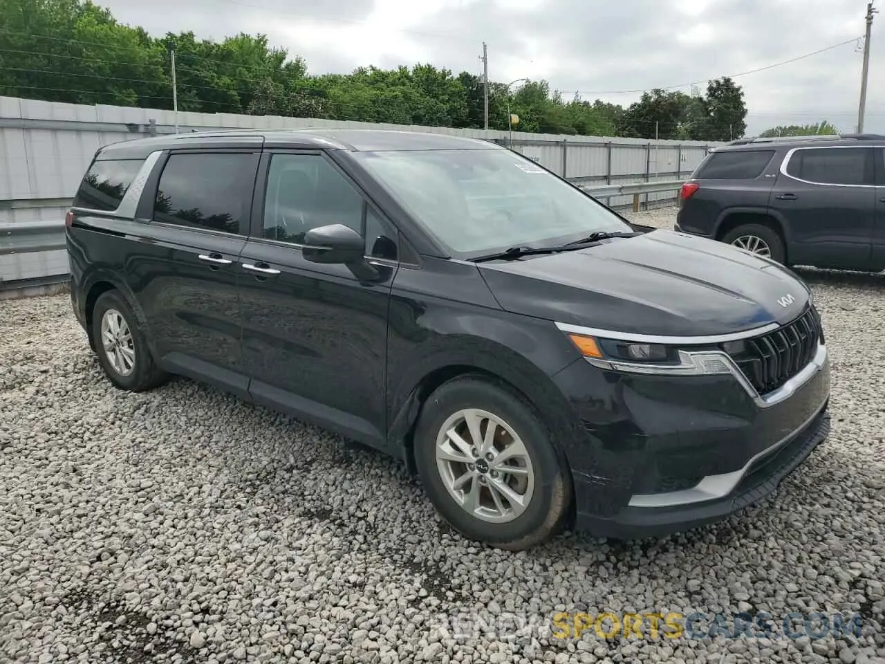 4 Photograph of a damaged car KNDNB4H3XN6114727 KIA CARNIVAL L 2022