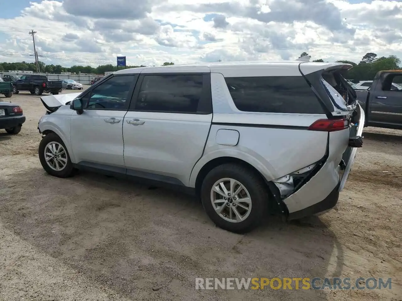 2 Photograph of a damaged car KNDNB4H3XN6167332 KIA CARNIVAL L 2022