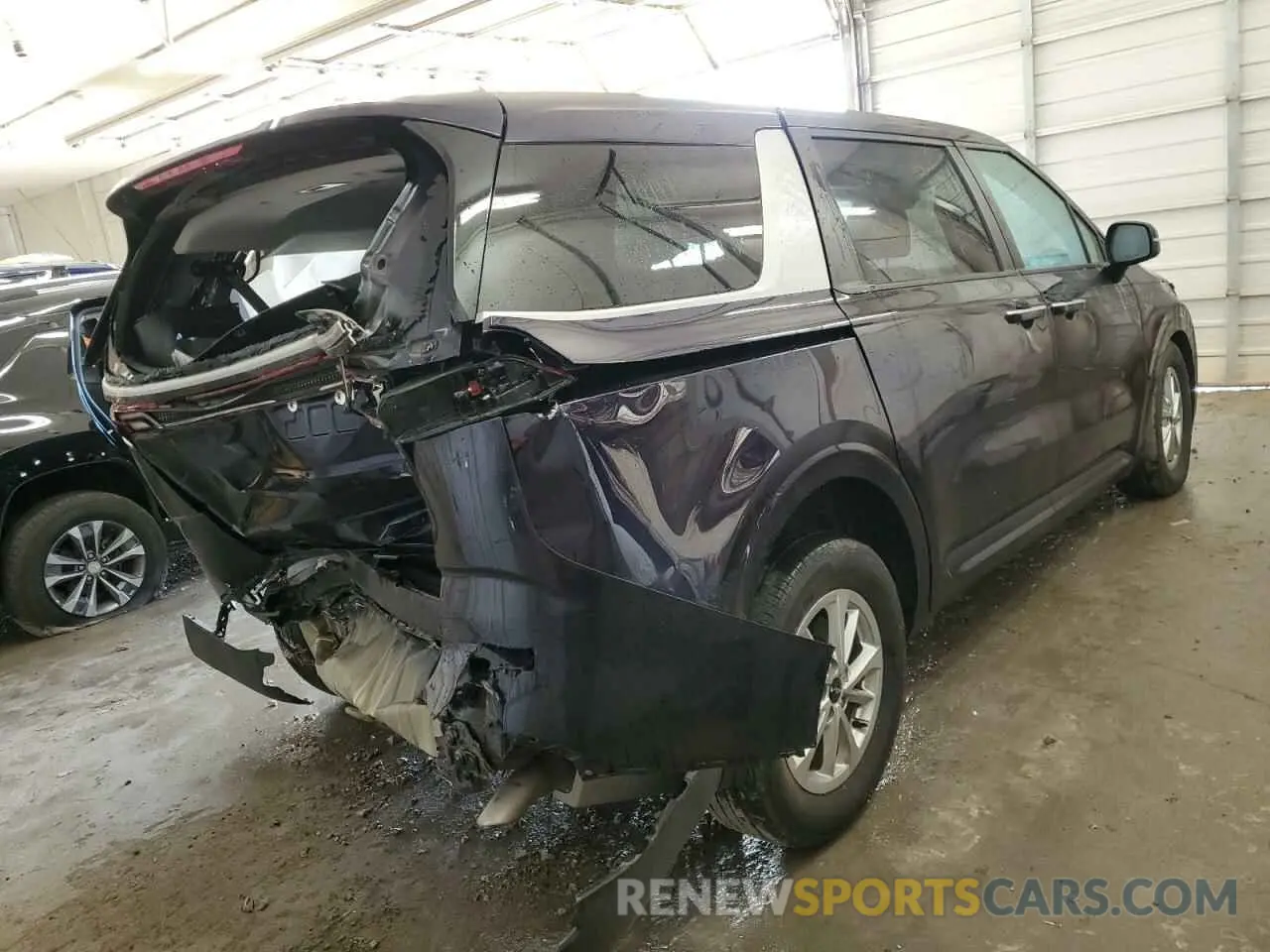 3 Photograph of a damaged car KNDNB4H33P6287704 KIA CARNIVAL L 2023