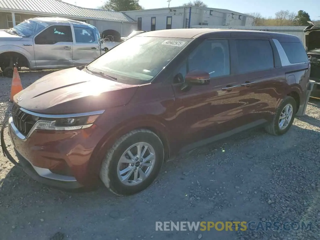 1 Photograph of a damaged car KNDNB4H36P6262974 KIA CARNIVAL L 2023