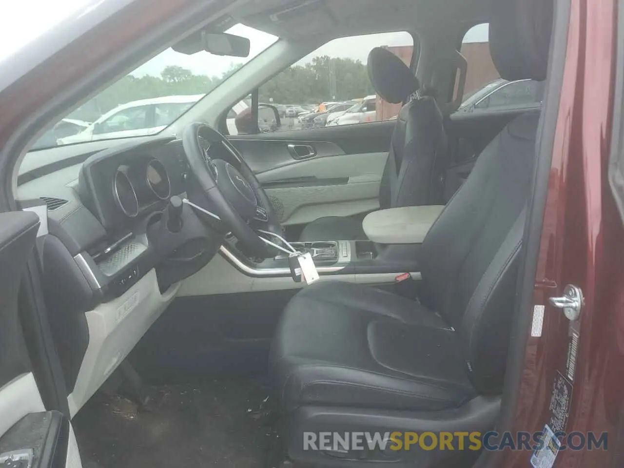 7 Photograph of a damaged car KNDNB4H37P6252874 KIA CARNIVAL L 2023