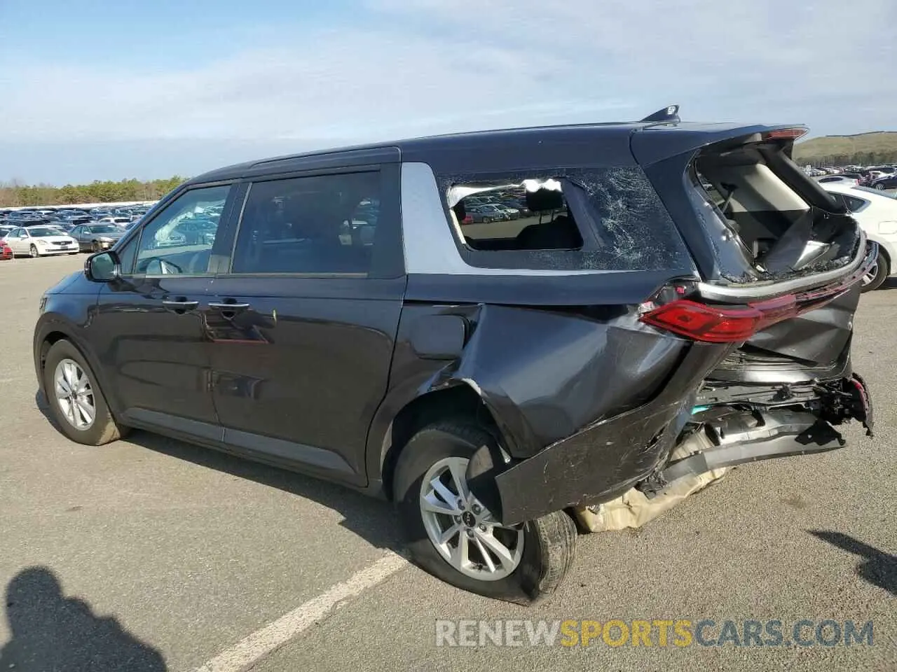 2 Photograph of a damaged car KNDNB4H37P6258786 KIA CARNIVAL L 2023