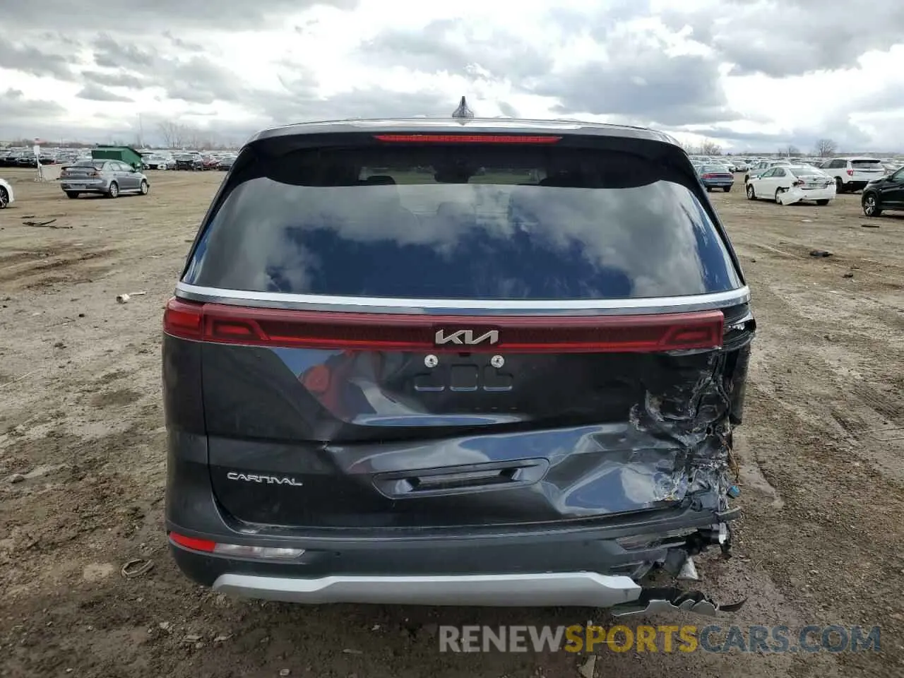 6 Photograph of a damaged car KNDNB4H3XP6264274 KIA CARNIVAL L 2023