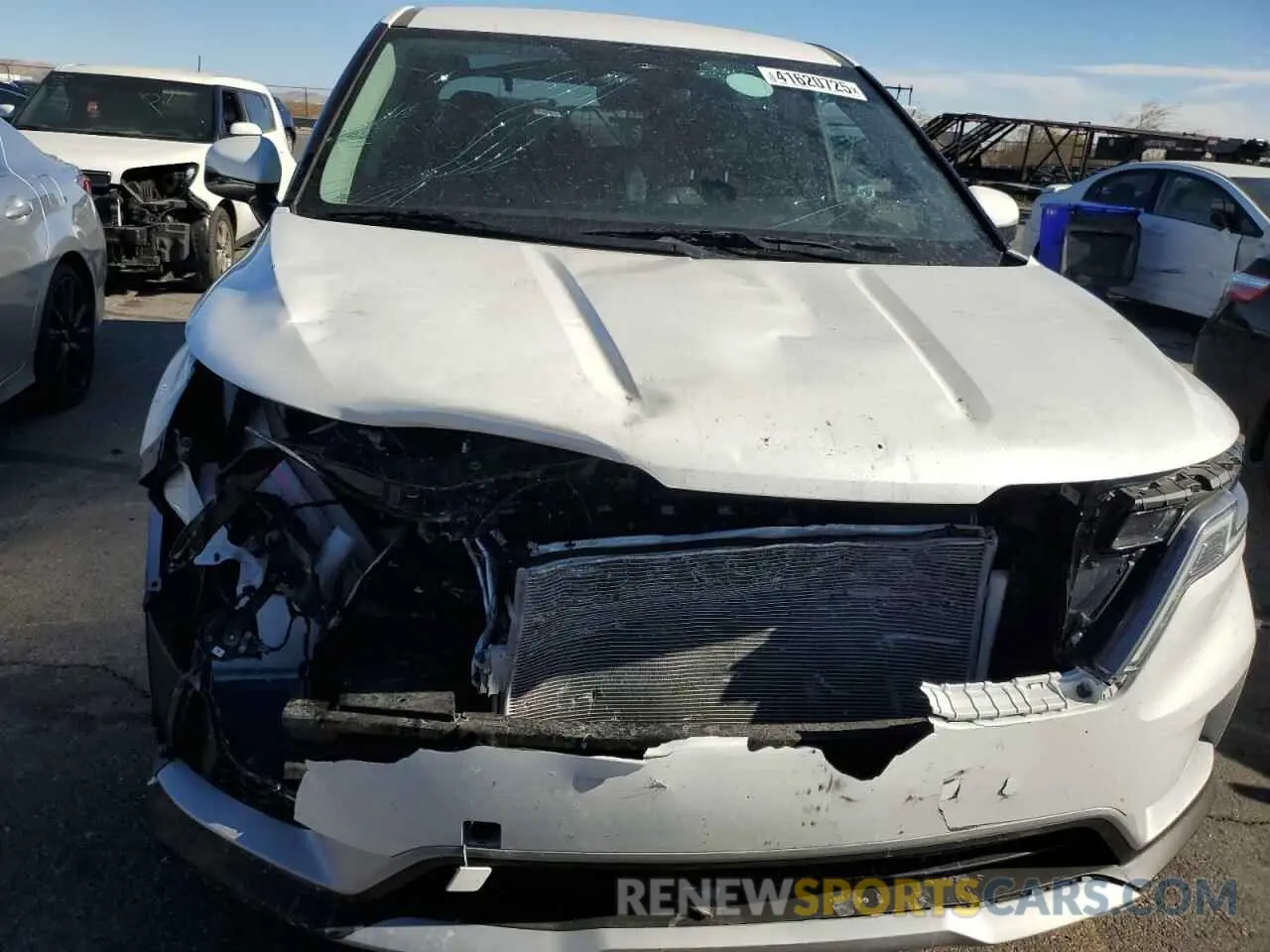 5 Photograph of a damaged car KNDNB4H30R6434564 KIA CARNIVAL L 2024