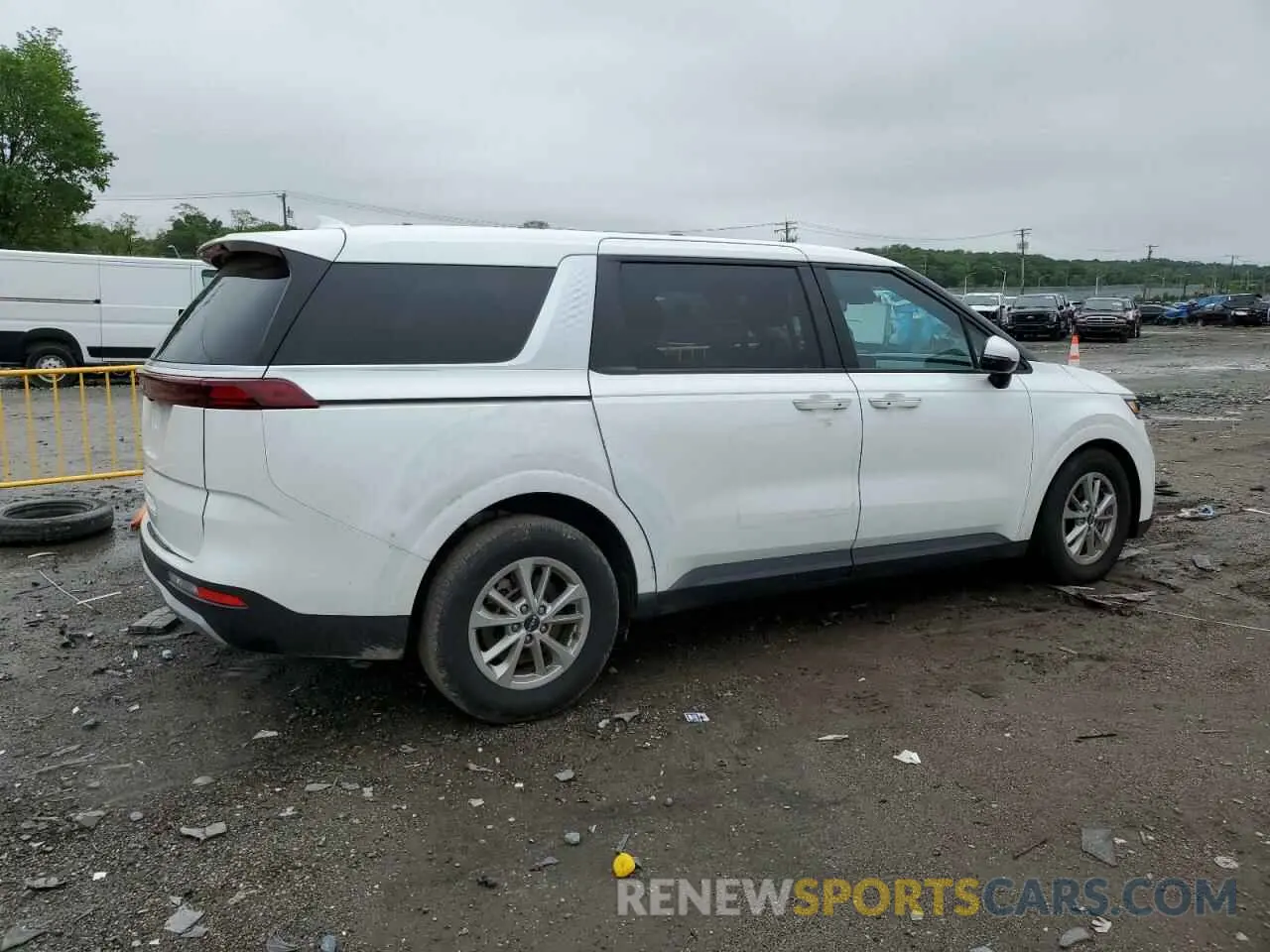 3 Photograph of a damaged car KNDNB4H31R6364234 KIA CARNIVAL L 2024