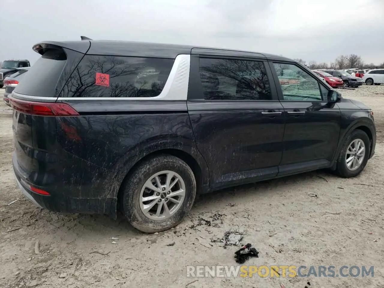 3 Photograph of a damaged car KNDNB4H32R6433240 KIA CARNIVAL L 2024