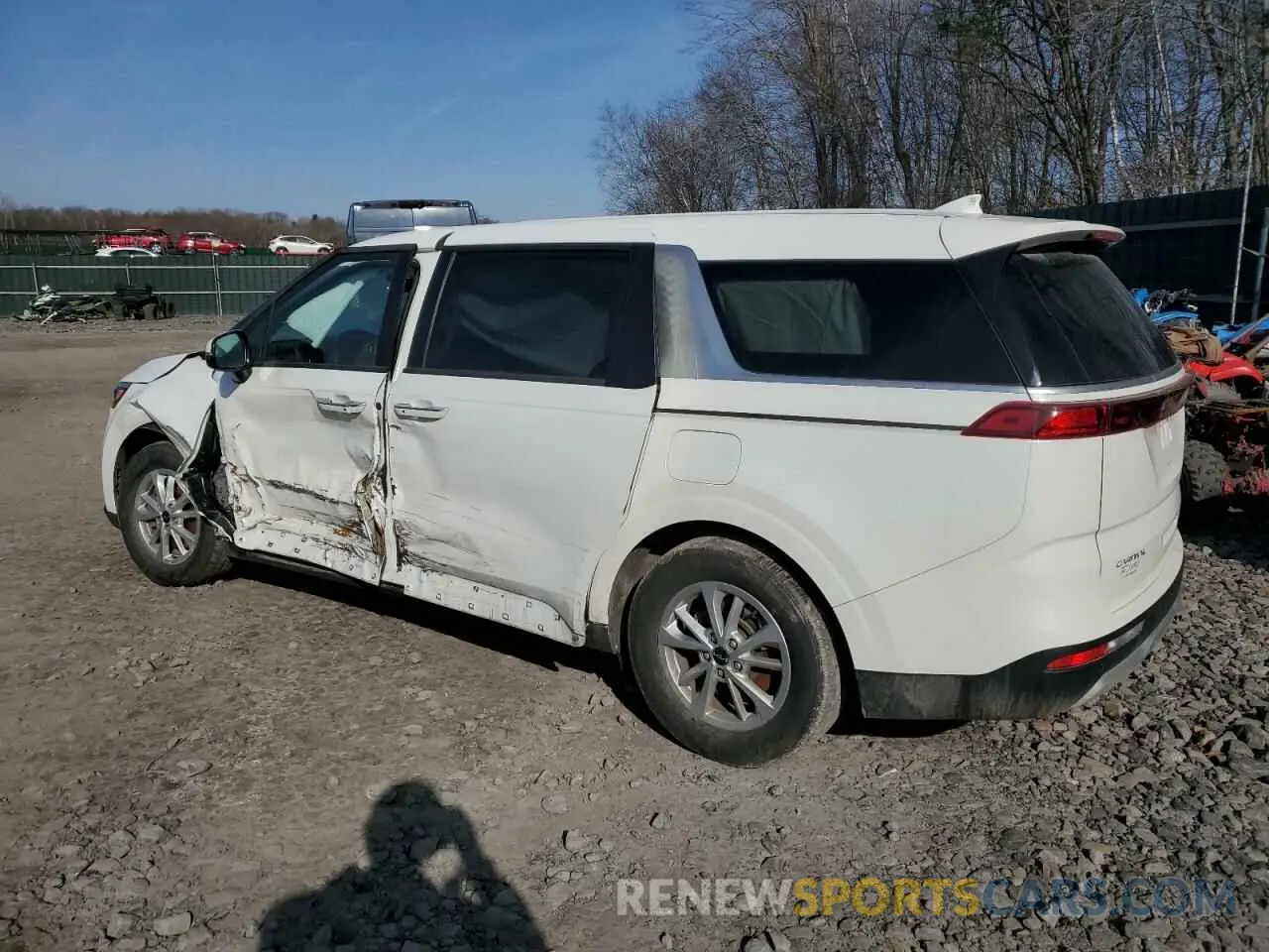 2 Photograph of a damaged car KNDNB4H33R6306822 KIA CARNIVAL L 2024