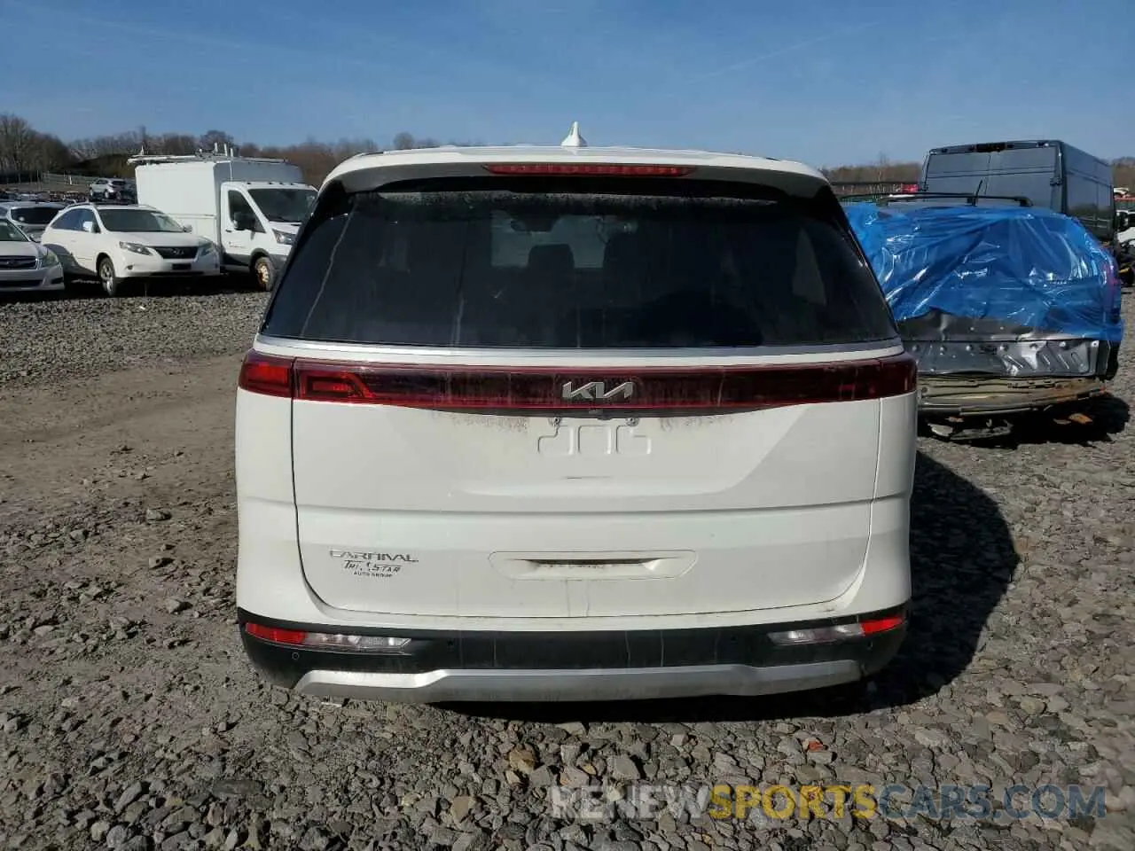 6 Photograph of a damaged car KNDNB4H33R6306822 KIA CARNIVAL L 2024