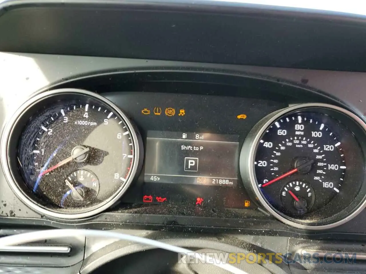 9 Photograph of a damaged car KNDNB4H34R6355298 KIA CARNIVAL L 2024