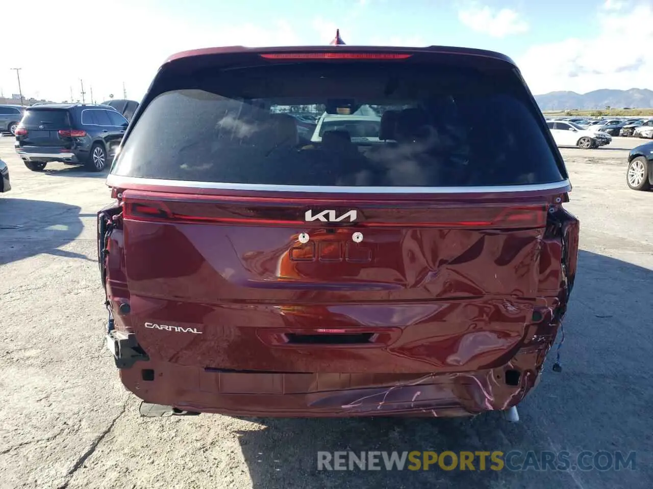 6 Photograph of a damaged car KNDNB4H35R6352412 KIA CARNIVAL L 2024
