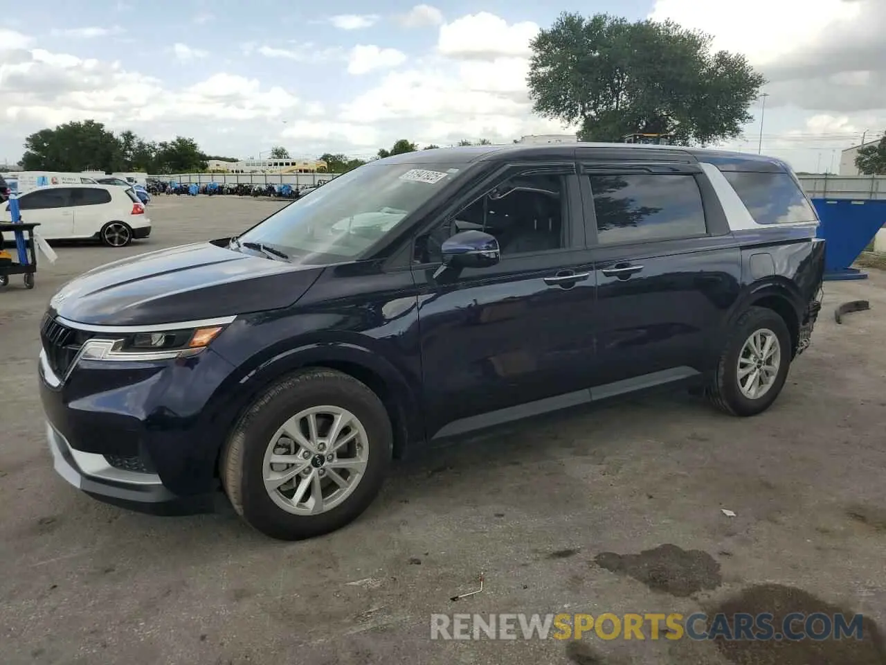 1 Photograph of a damaged car KNDNB4H38R6420394 KIA CARNIVAL L 2024