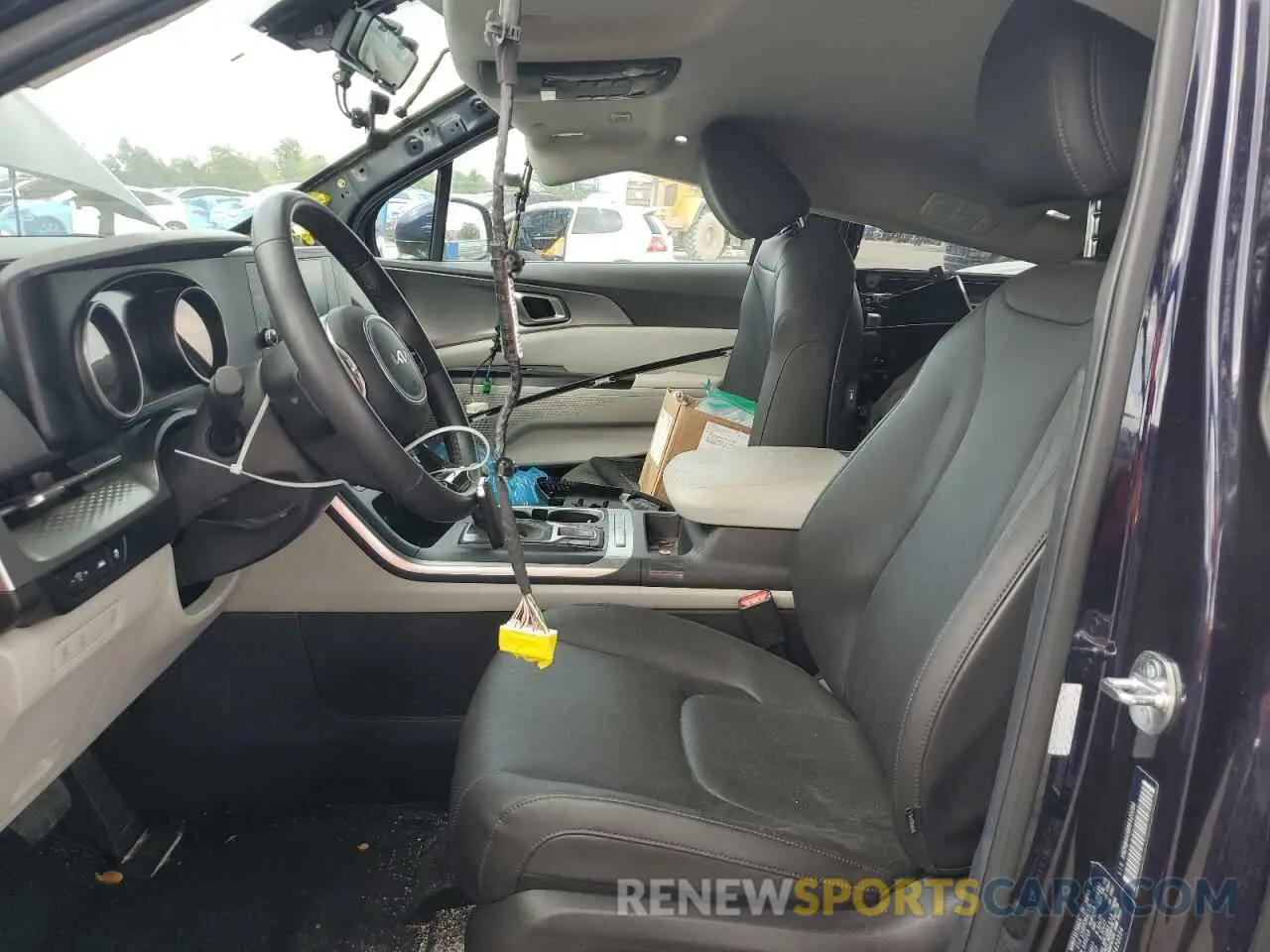7 Photograph of a damaged car KNDNB4H38R6420394 KIA CARNIVAL L 2024