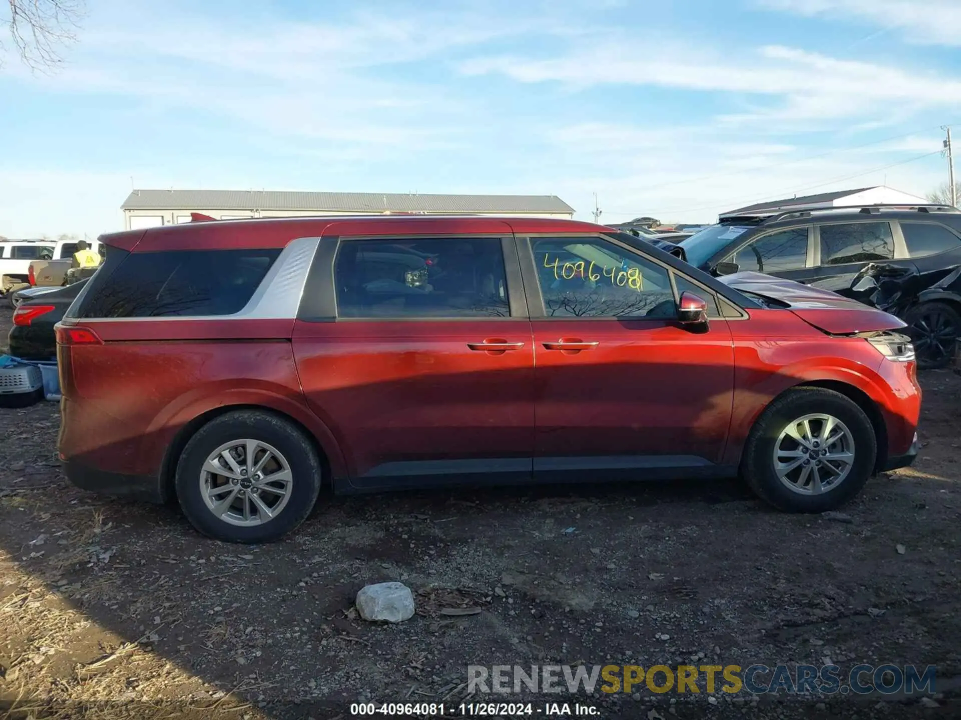 13 Photograph of a damaged car KNDNB4H30N6155433 KIA CARNIVAL MPV 2022