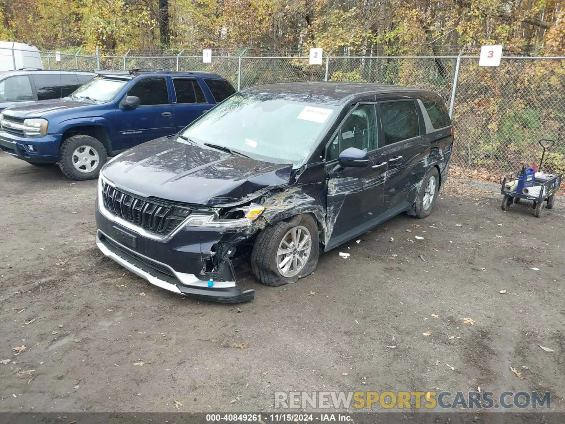 2 Photograph of a damaged car KNDNB4H31N6134056 KIA CARNIVAL MPV 2022