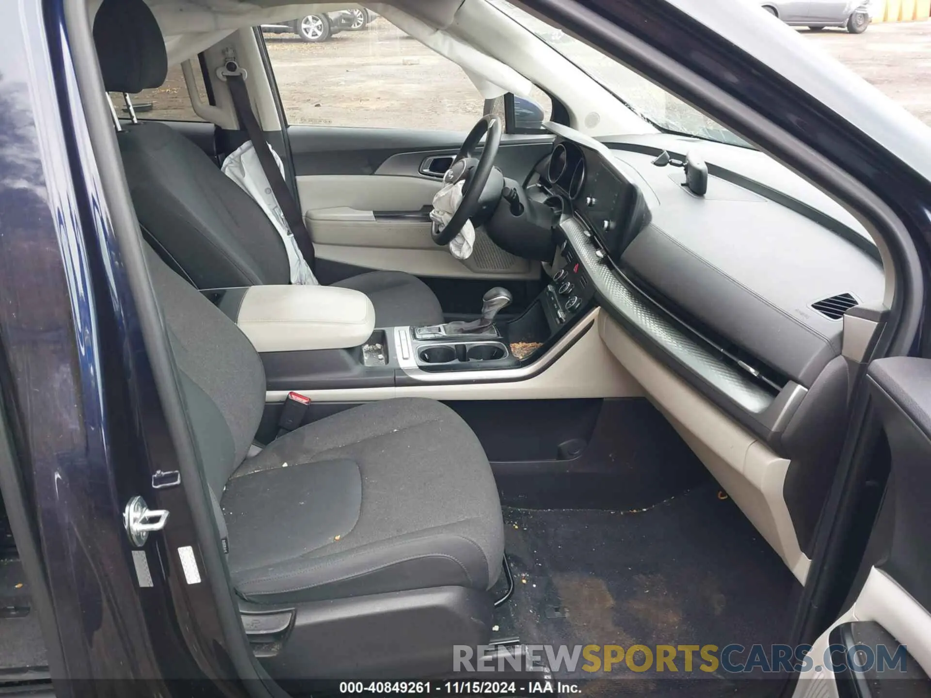 5 Photograph of a damaged car KNDNB4H31N6134056 KIA CARNIVAL MPV 2022