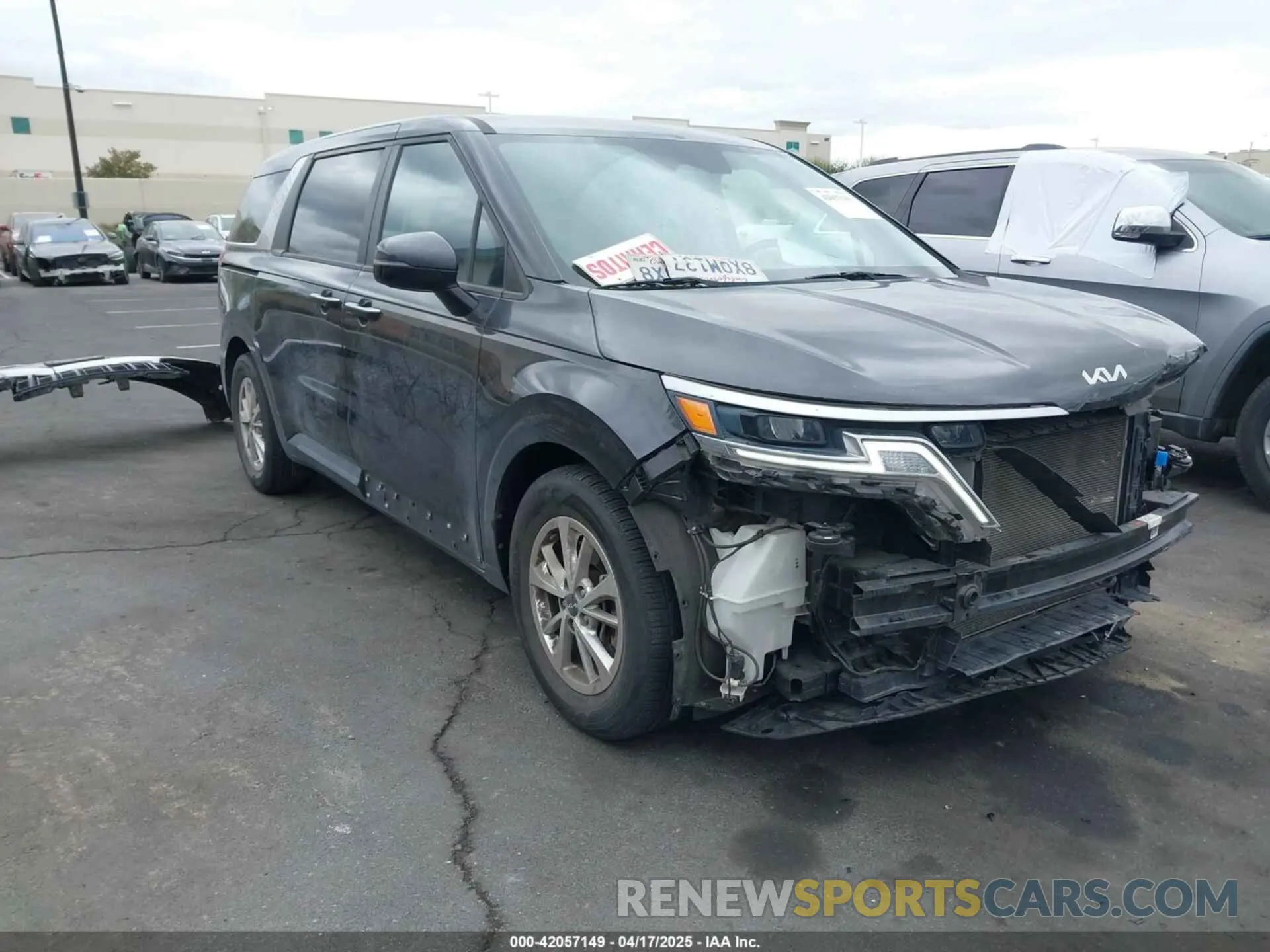 1 Photograph of a damaged car KNDNB4H33N6128890 KIA CARNIVAL MPV 2022