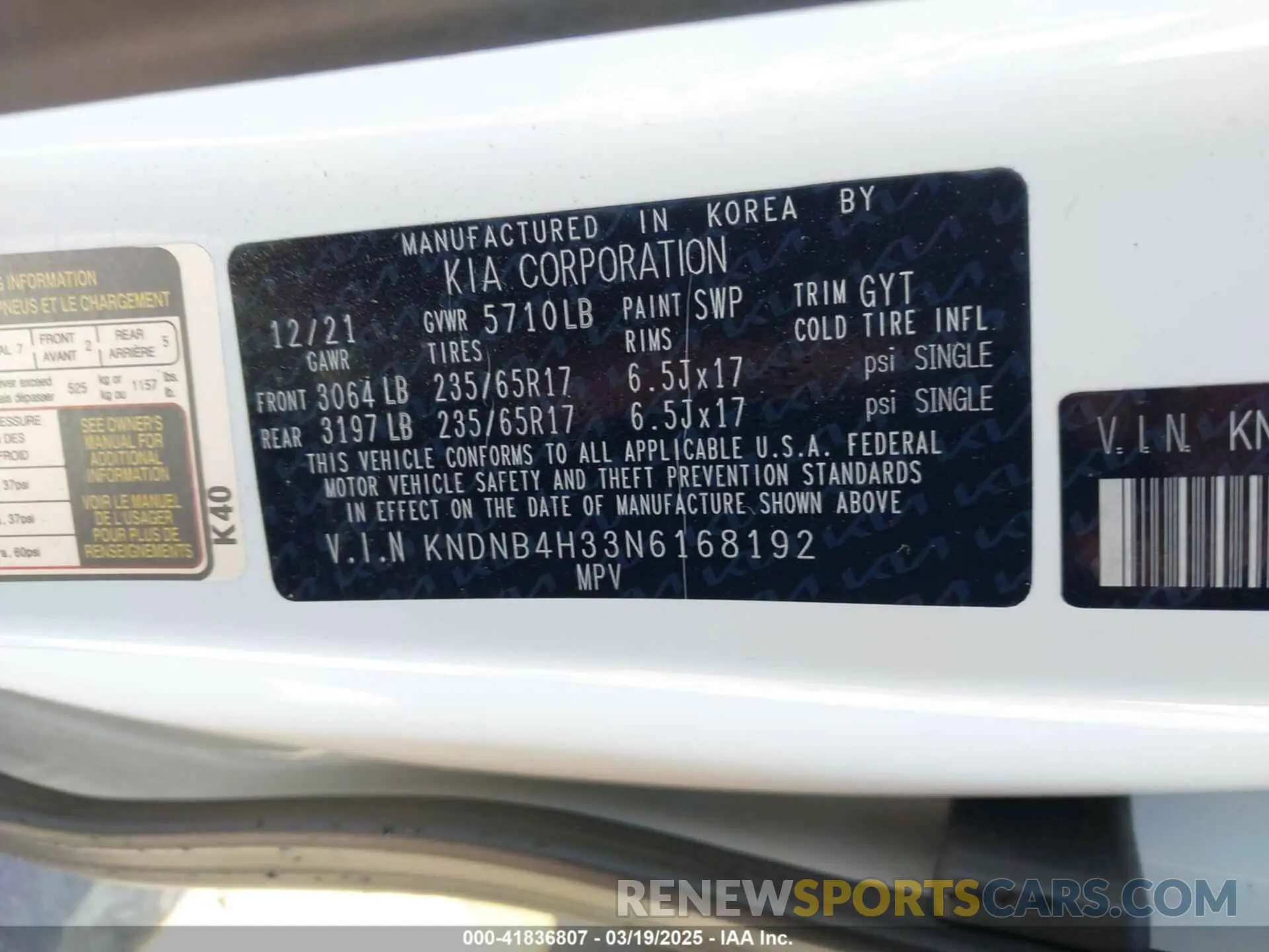 9 Photograph of a damaged car KNDNB4H33N6168192 KIA CARNIVAL MPV 2022