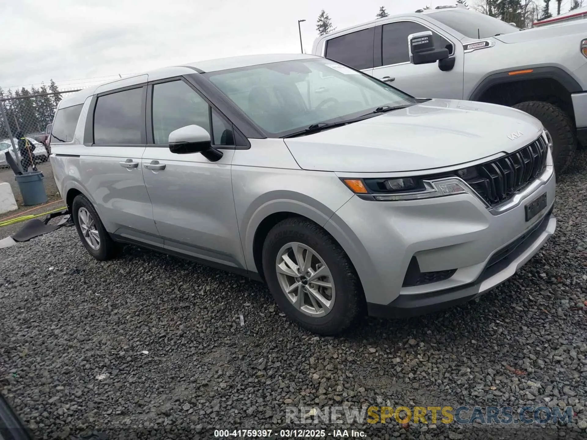 1 Photograph of a damaged car KNDNB4H36N6131654 KIA CARNIVAL MPV 2022