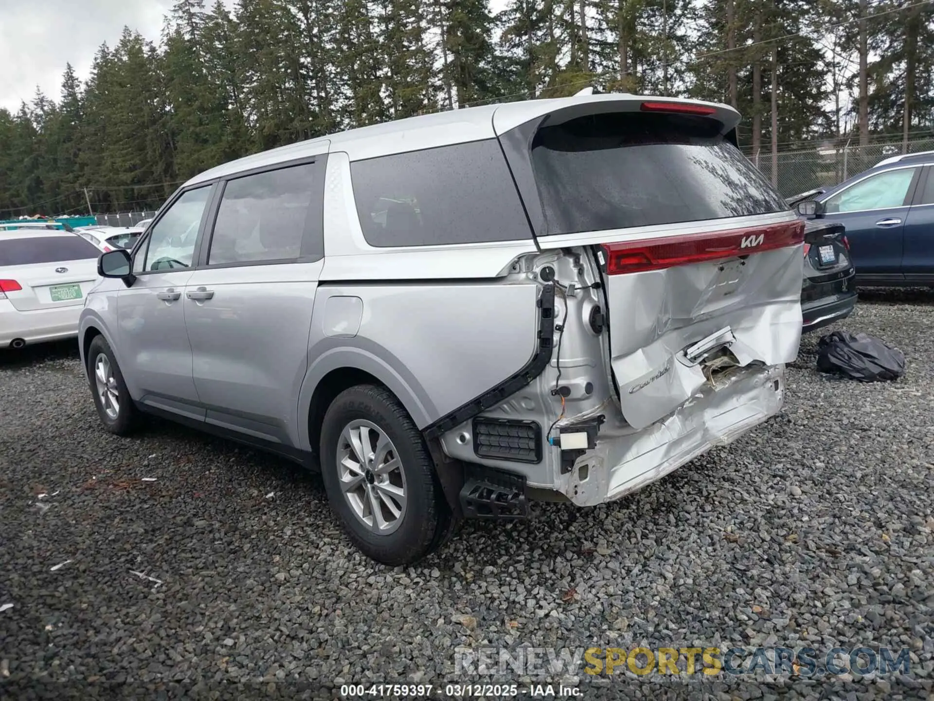 3 Photograph of a damaged car KNDNB4H36N6131654 KIA CARNIVAL MPV 2022