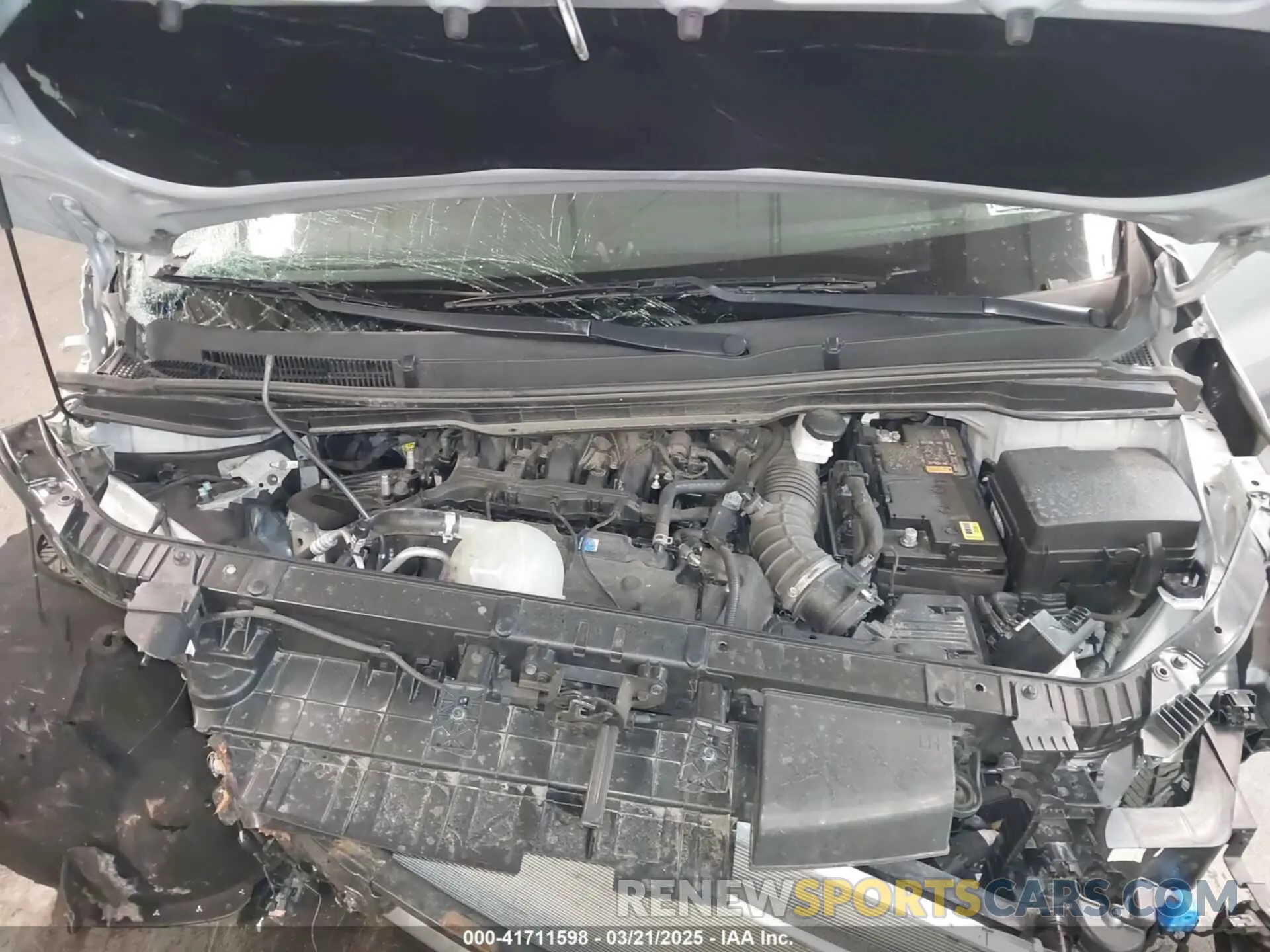 10 Photograph of a damaged car KNDNB4H37N6134031 KIA CARNIVAL MPV 2022