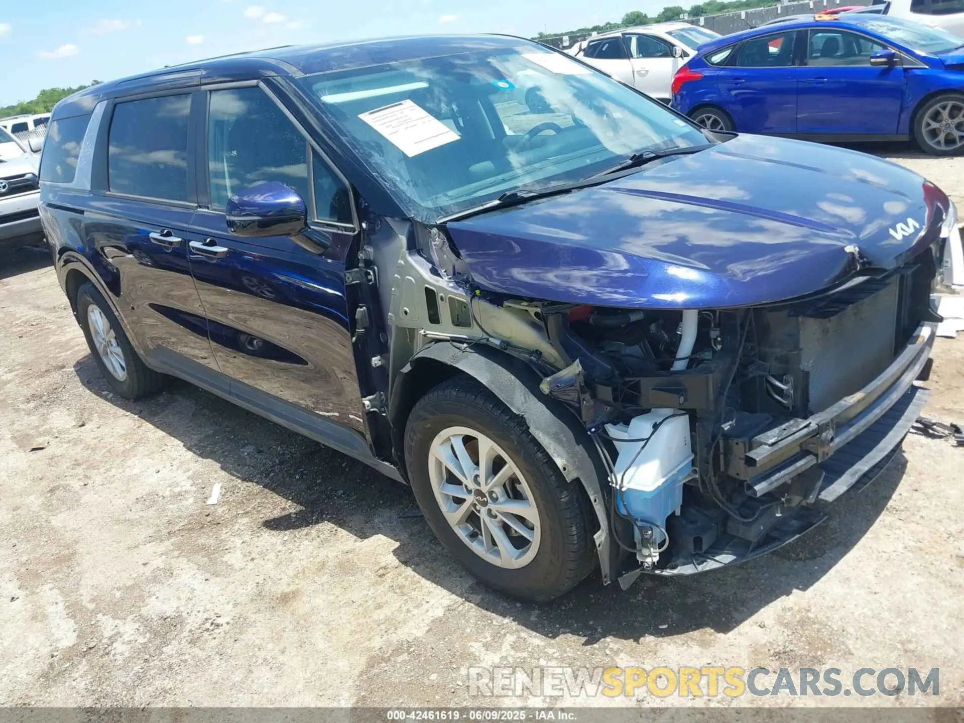 1 Photograph of a damaged car KNDNB4H38N6180757 KIA CARNIVAL MPV 2022