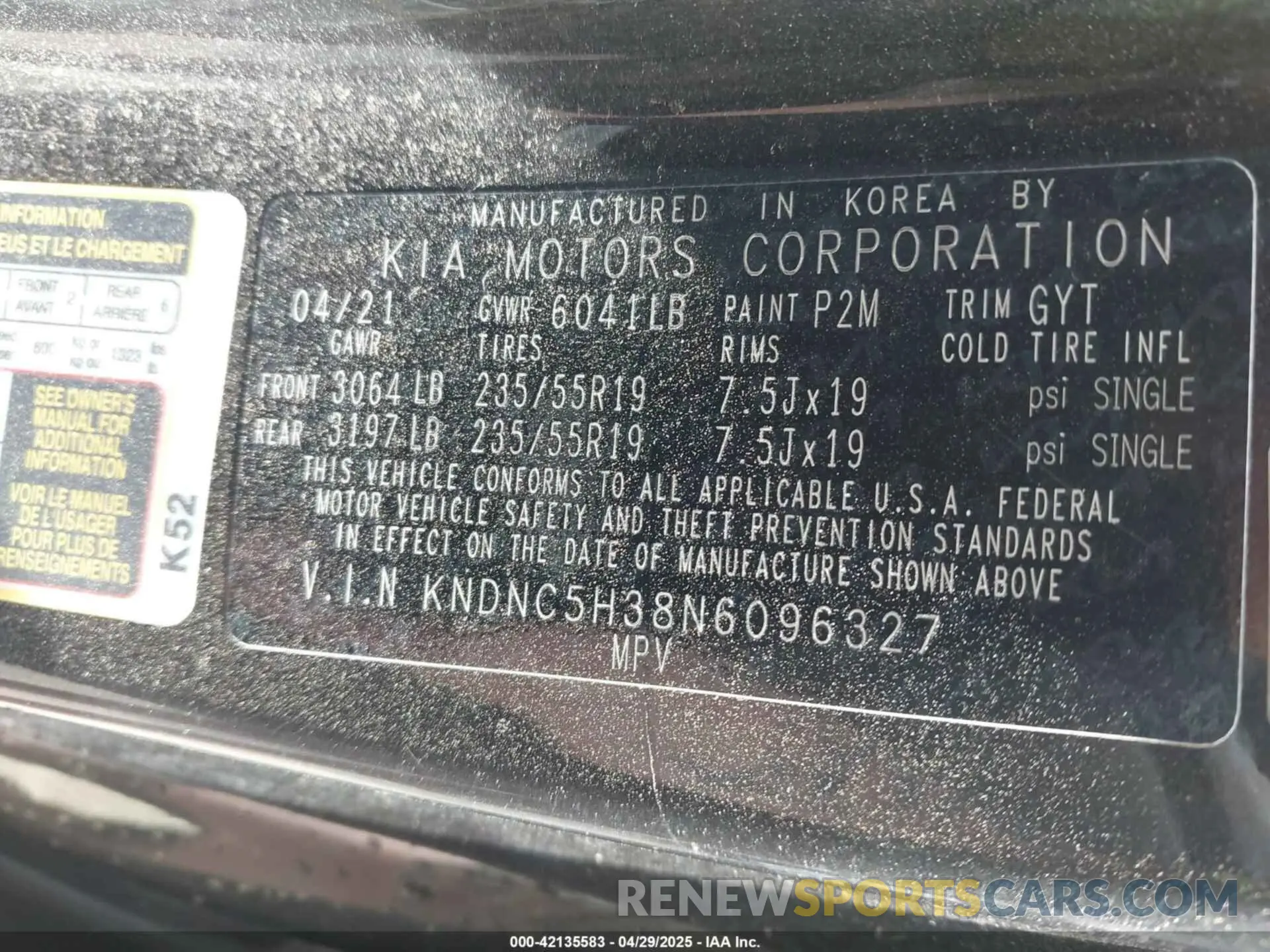 9 Photograph of a damaged car KNDNC5H38N6096327 KIA CARNIVAL MPV 2022