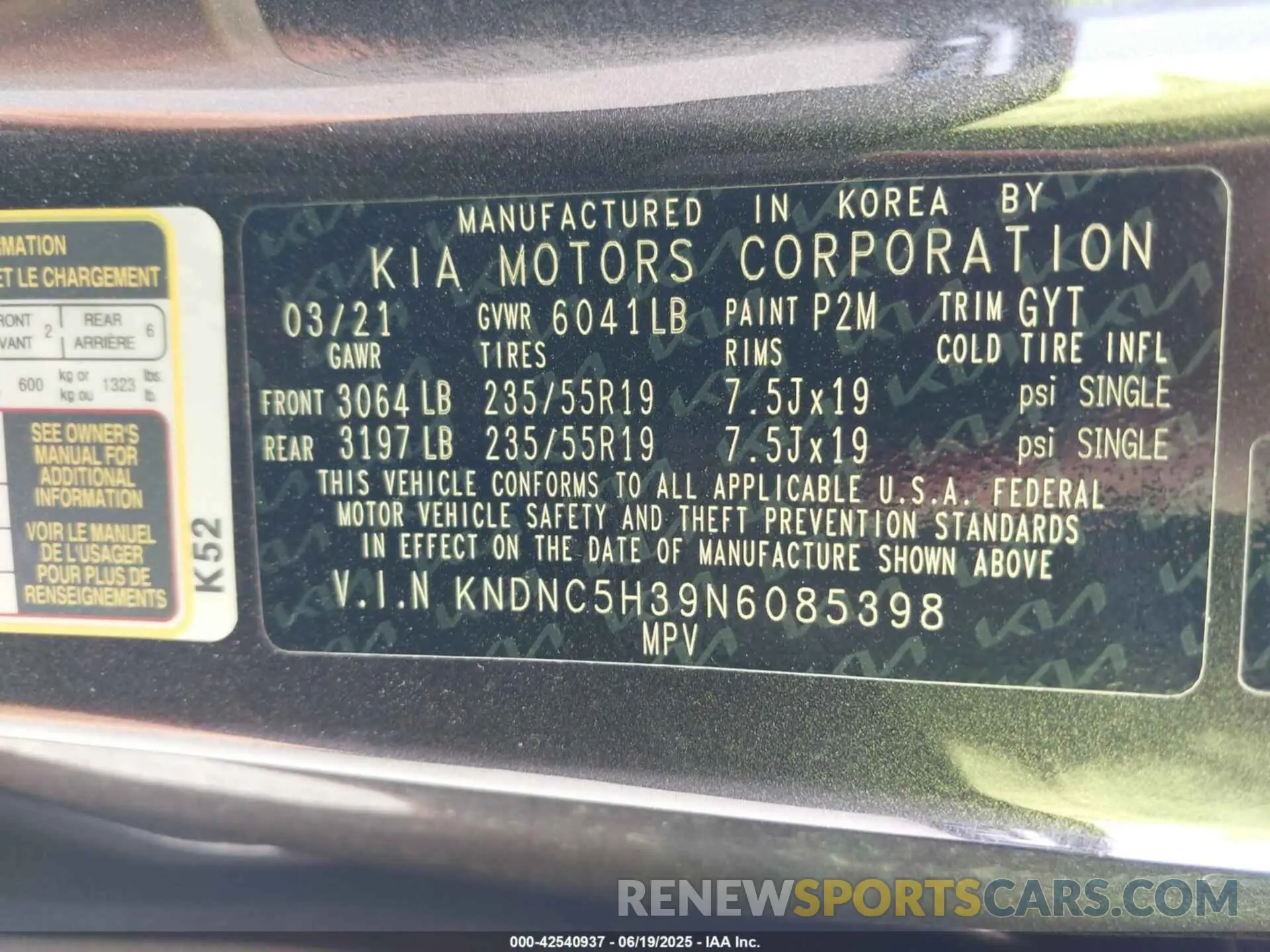 9 Photograph of a damaged car KNDNC5H39N6085398 KIA CARNIVAL MPV 2022